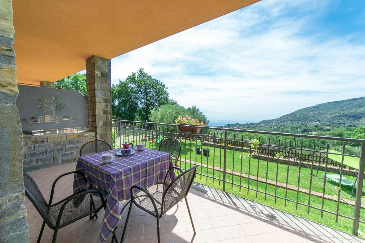 Al Boschetto Apartman Scario Kültér fotó