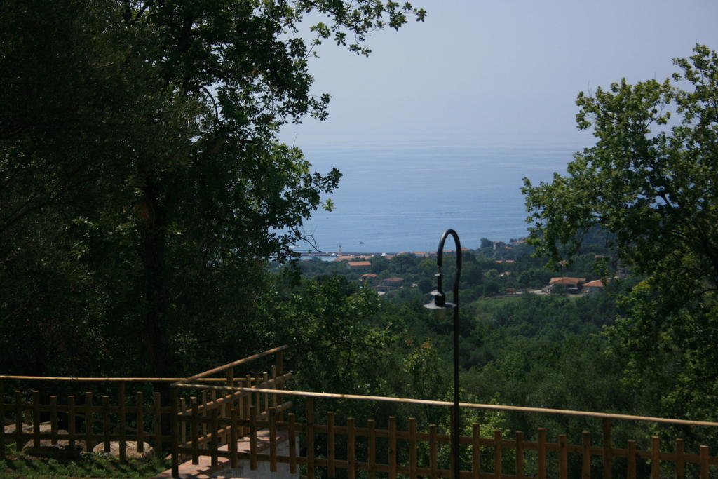 Al Boschetto Apartman Scario Kültér fotó