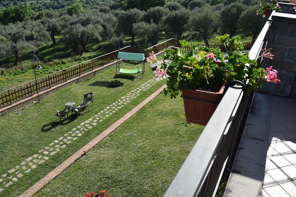Al Boschetto Apartman Scario Kültér fotó
