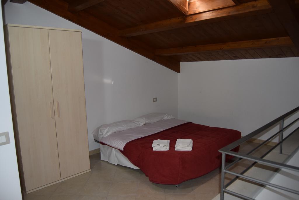 Al Boschetto Apartman Scario Kültér fotó