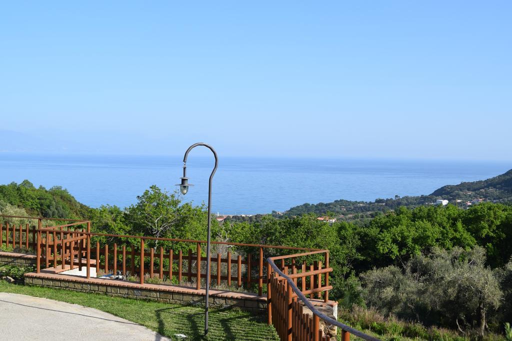 Al Boschetto Apartman Scario Kültér fotó